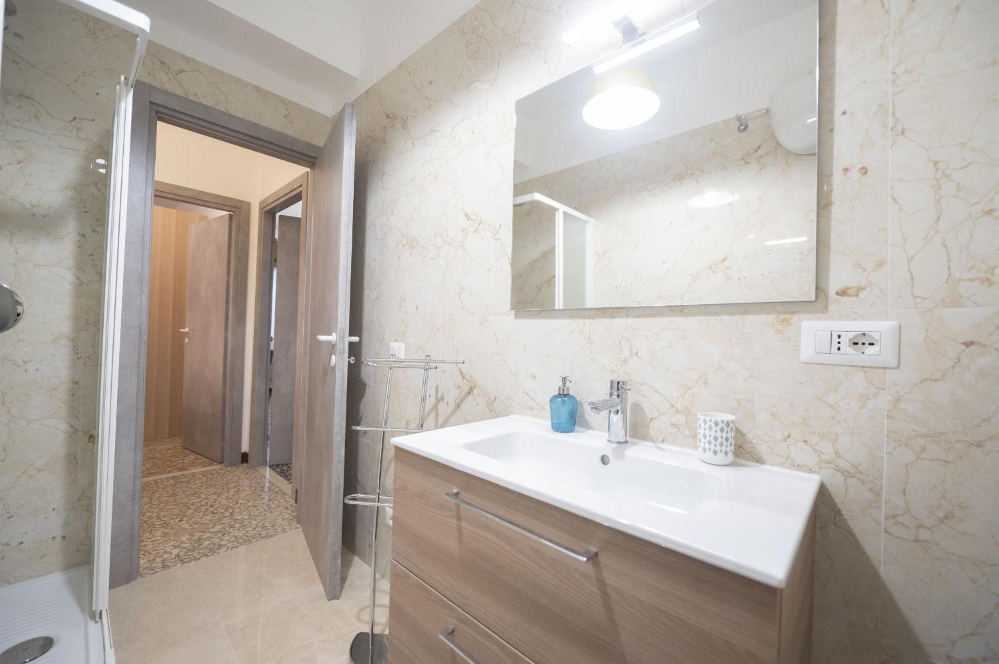 Spacious And Bright 3br Family Apartment Rome